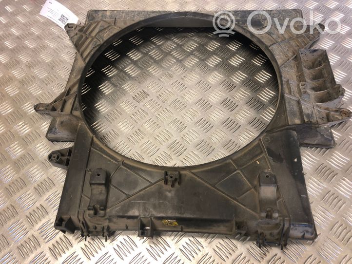 Iveco Daily 40.8 Convogliatore ventilatore raffreddamento del radiatore 812600500