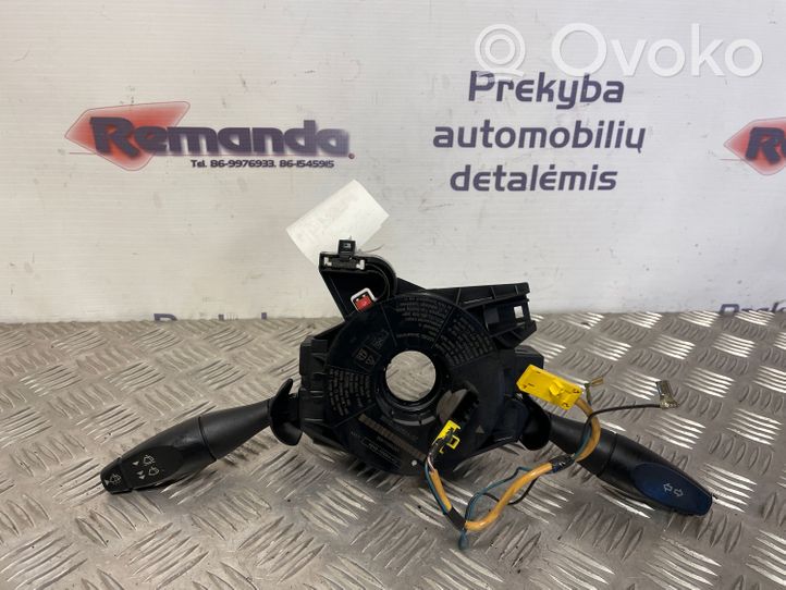 Ford Focus Manetka / Przełącznik kierunkowskazów wycieraczek PC205509