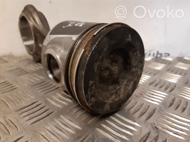 Iveco Daily 6th gen Piston avec bielle 