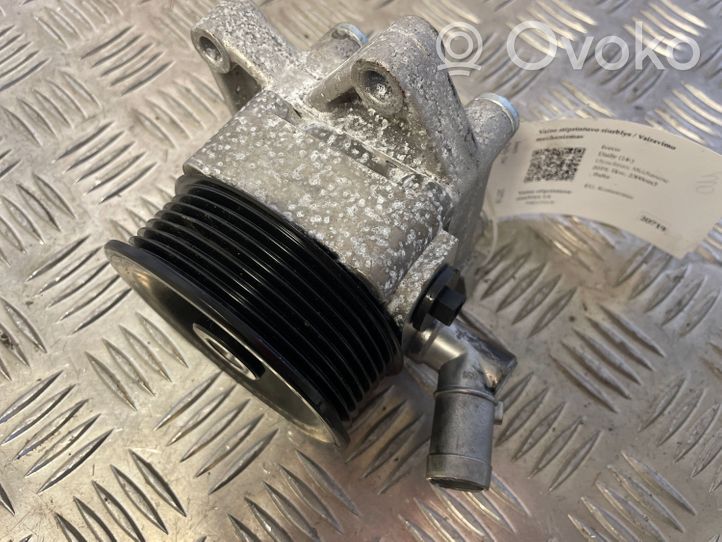 Iveco Daily 6th gen Power steering pump 5801893653