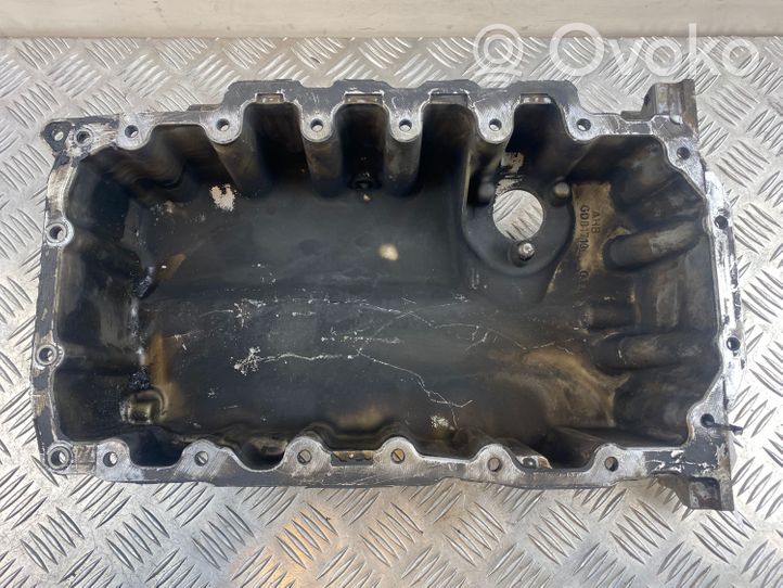 Volkswagen PASSAT B8 Oil sump 04L103603