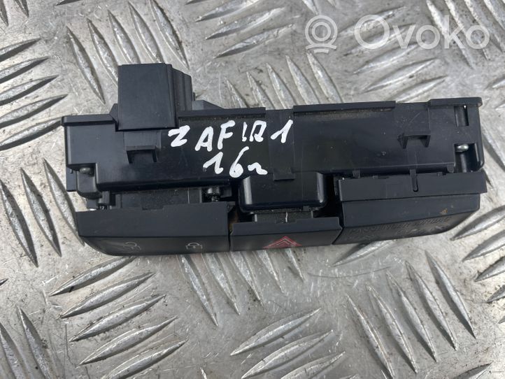 Opel Zafira C Hazard light switch 20934759