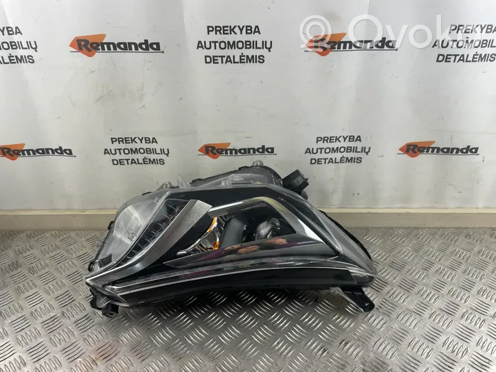 Toyota RAV 4 (XA40) Lampa przednia W3049