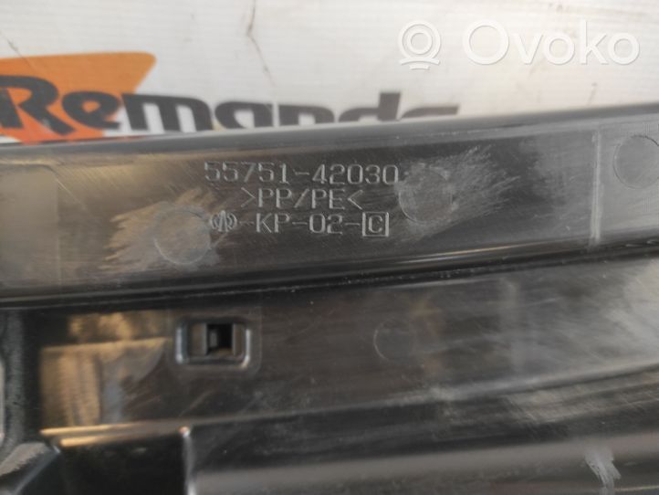 Toyota RAV 4 (XA40) Rivestimento del tergicristallo 5575142030