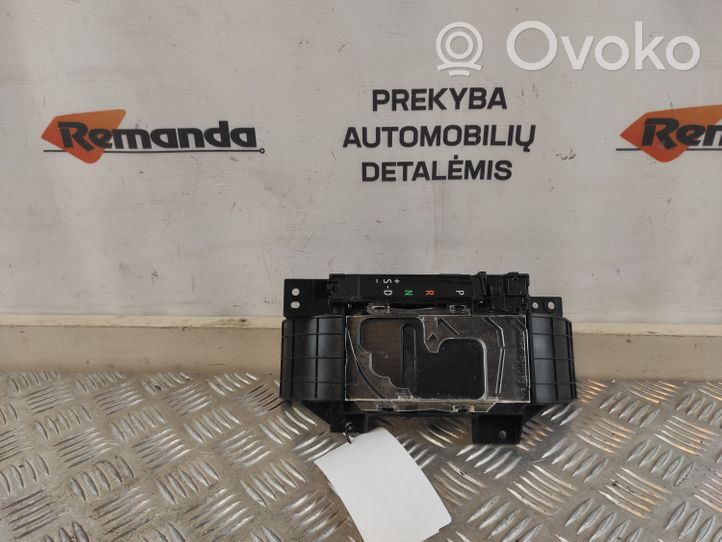 Toyota RAV 4 (XA40) Indicatore di cambio marcia 76H017