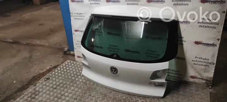 Volkswagen Tiguan Tylna klapa bagażnika 5N0827173