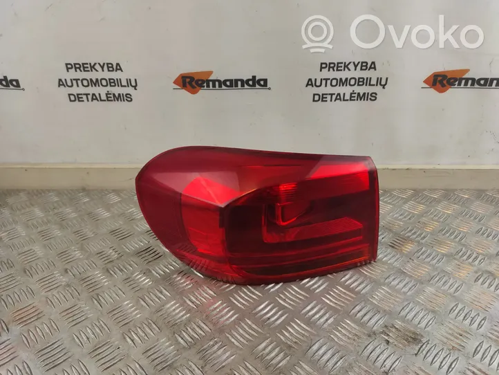 Volkswagen Tiguan Lampa tylna 5N0945095Q