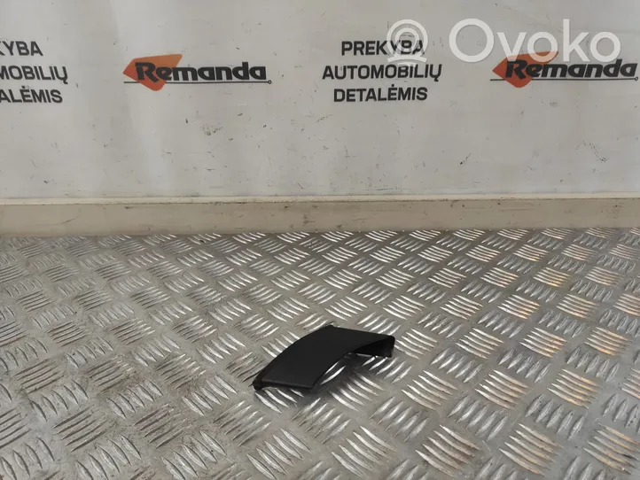 Toyota RAV 4 (XA50) Rivestimento parabrezza 60117