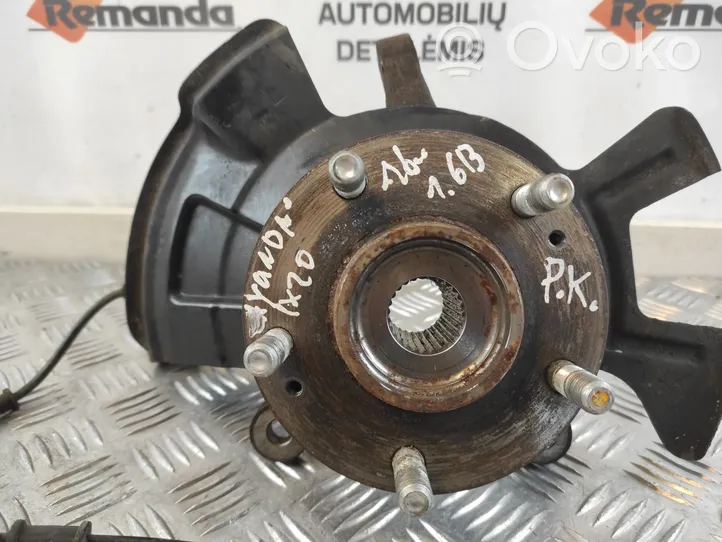 Hyundai ix20 Front wheel hub 