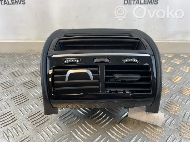 BMW 5 G30 G31 Griglia di ventilazione posteriore 9330681