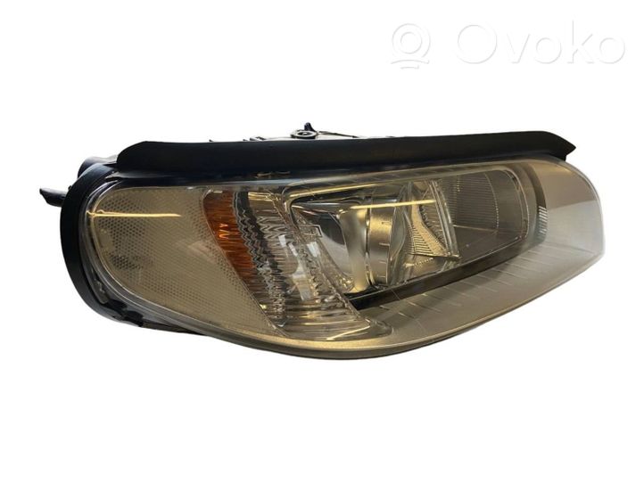 Volvo S80 Lampa przednia 31420014