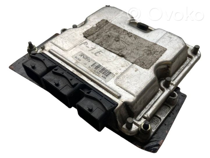 Peugeot 406 Moottorin ohjainlaite/moduuli 9642301880