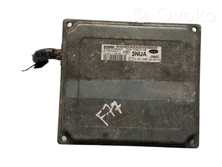 Ford Focus Calculateur moteur ECU 2S6A12A650ZB