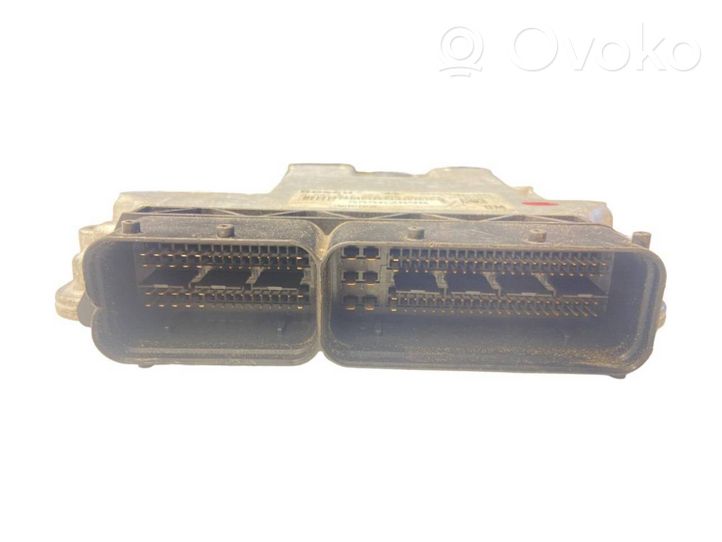 Saab 9-5 Calculateur moteur ECU 55562898