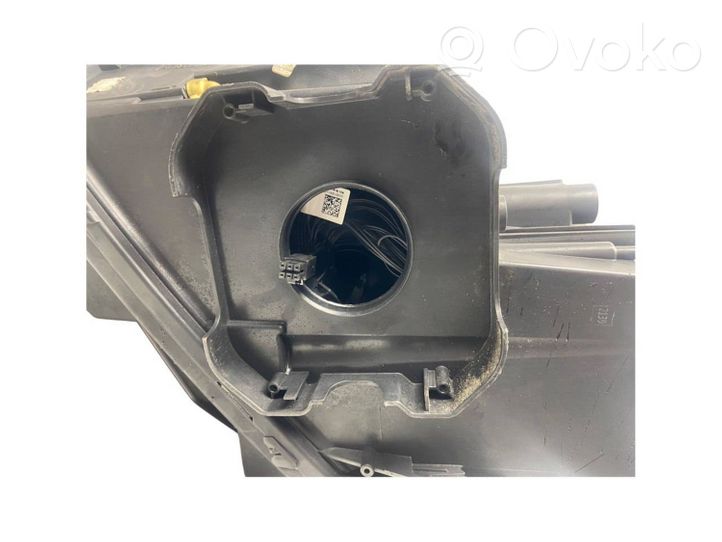 Opel Grandland X Phare frontale YP00015980