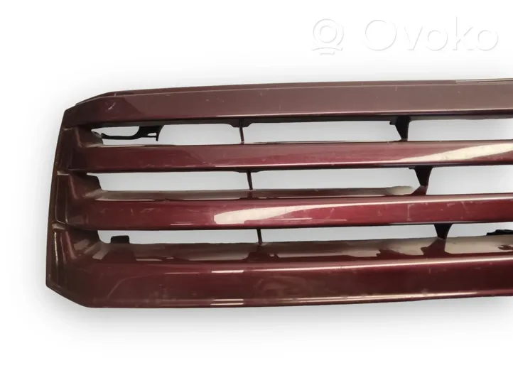 Mitsubishi Space Wagon Grille calandre supérieure de pare-chocs avant MR275627