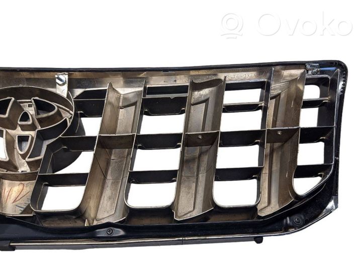 Toyota Land Cruiser (J150) Maskownica / Grill / Atrapa górna chłodnicy 5311160570