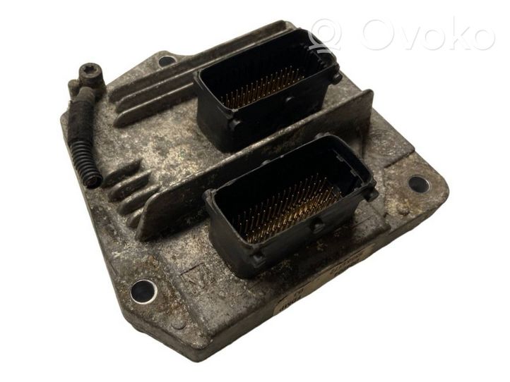 Opel Astra H Sterownik / Moduł ECU 55561172