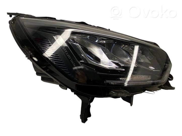 Peugeot 208 Lampa przednia 9833036180