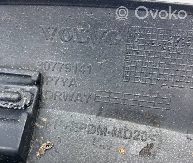 Volvo C30 Galinės arkos apdaila 30779141