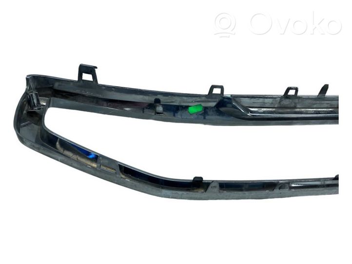 Peugeot 5008 II Maskownica / Grill / Atrapa górna chłodnicy 9807873777