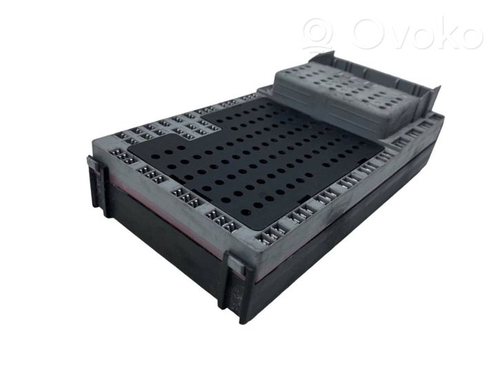 9452596 Volvo V70 Comfort/convenience module, 30.00 € | RRR 
