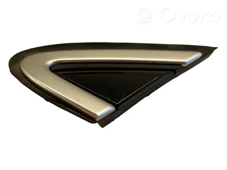 Volvo V40 Rivestimento parafango (modanatura) 31349229