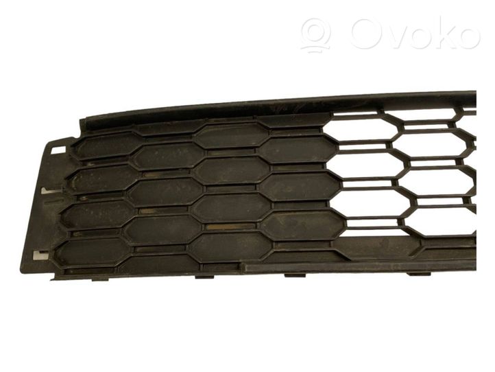 Skoda Fabia Mk3 (NJ) Grille inférieure de pare-chocs avant 6V0853677E