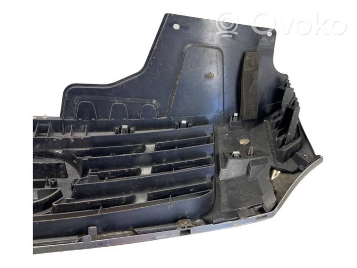 Nissan Navara Grille de calandre avant 623105JU1B