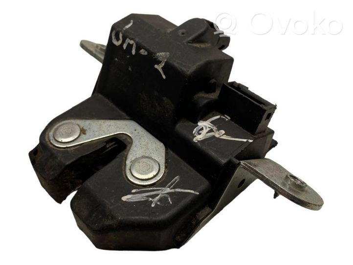 Opel Corsa E Tailgate/trunk/boot lock/catch/latch 13317445