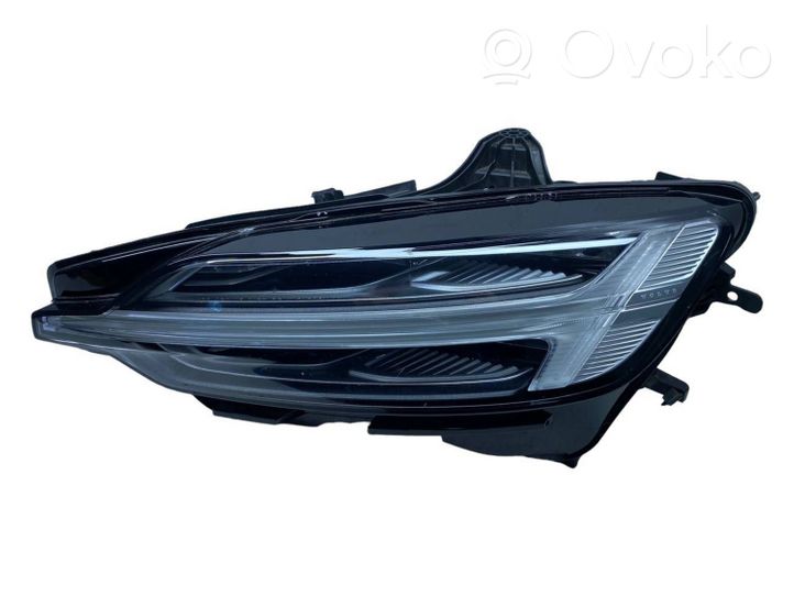 Volvo V60 Lampa przednia 32273021