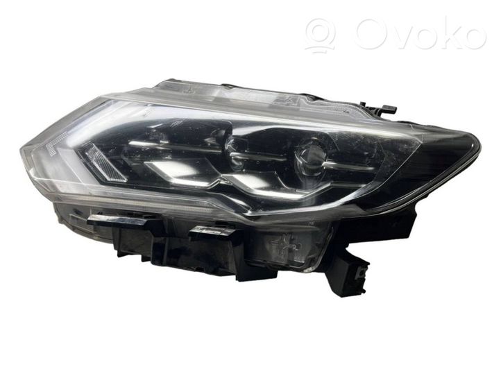 Nissan X-Trail T32 Lampa przednia 260606FP8A