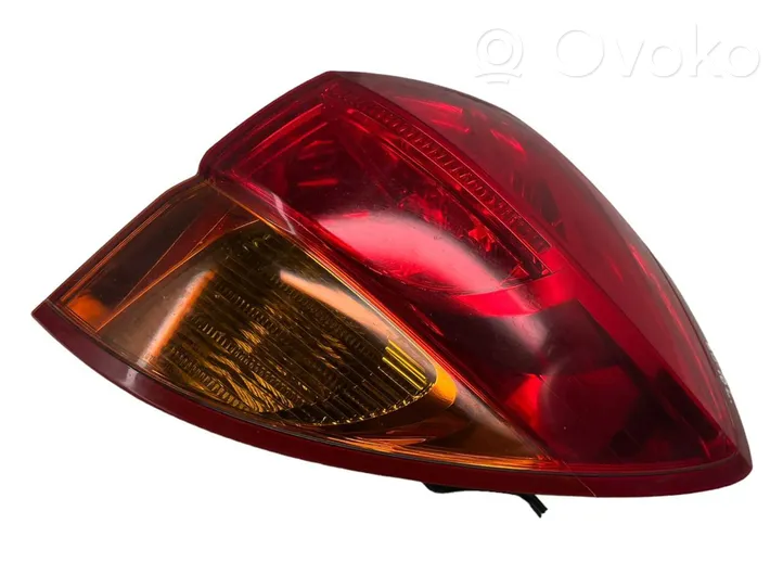 Subaru Legacy Lampa tylna 22020792