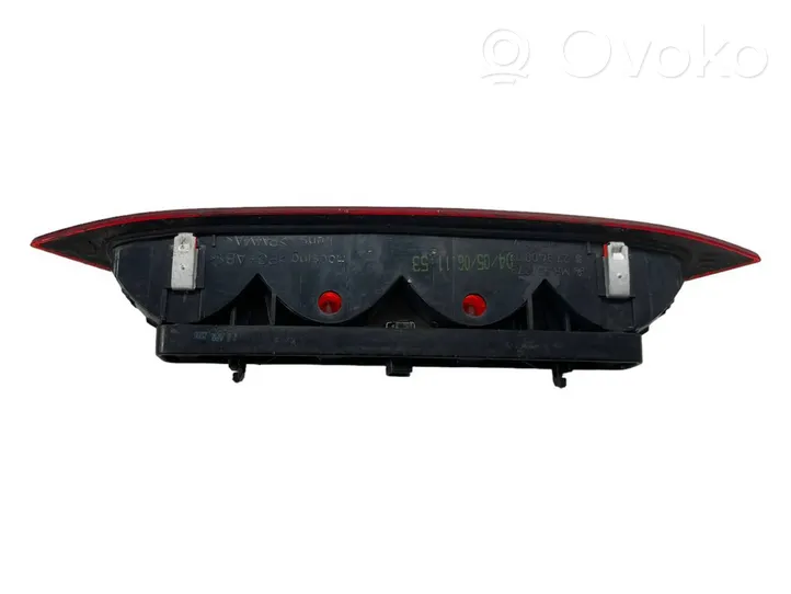 Mitsubishi Colt Luce d’arresto centrale/supplementare 27940002