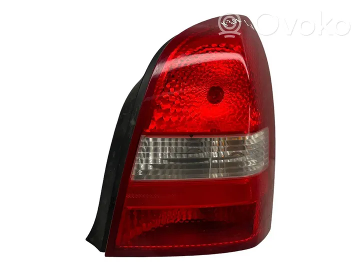 Nissan Primera Luci posteriori 89025237