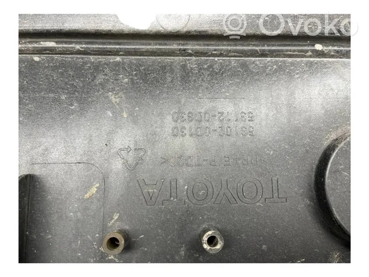 Toyota Yaris Etupuskurin alempi jäähdytinsäleikkö 531020D130