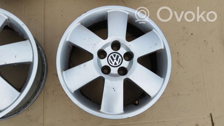 Volkswagen Golf IV R15 alloy rim 