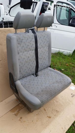 Volkswagen Multivan T5 Seat set 7H0881303F