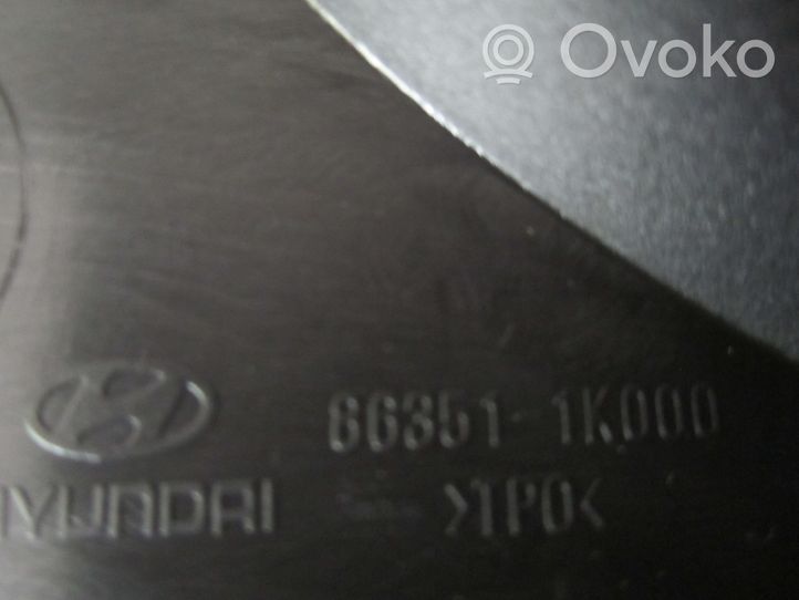 Hyundai ix20 Etupuskurin ylempi jäähdytinsäleikkö 863511K000