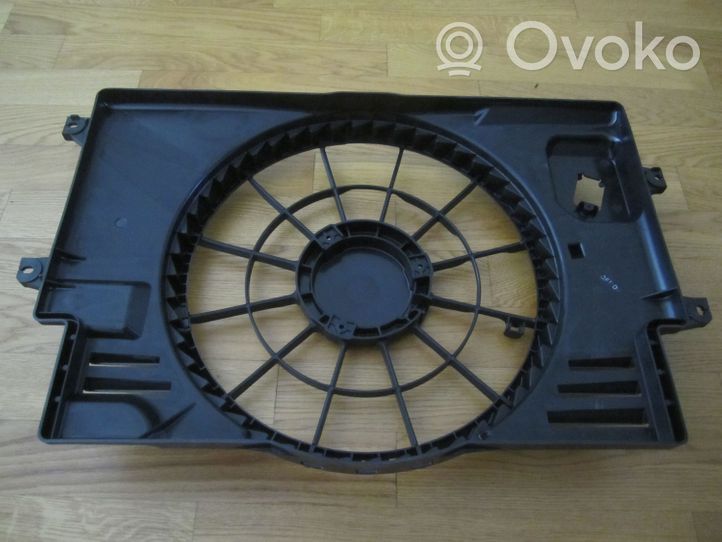 KIA Ceed Radiator cooling fan shroud 