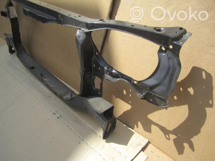 Toyota Corolla E110 Support de radiateur sur cadre face avant 