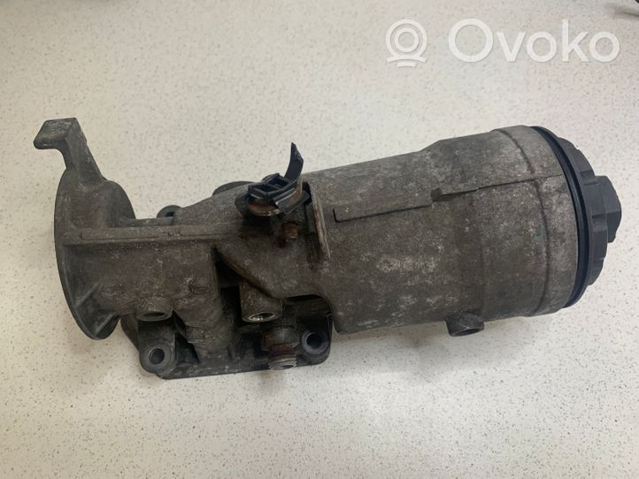 Volkswagen Crafter Supporto di montaggio del filtro dell’olio 045115389J