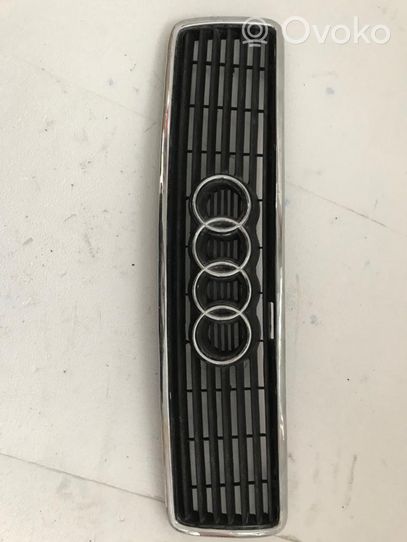 Audi 100 S4 C4 Griglia anteriore 4A0853651