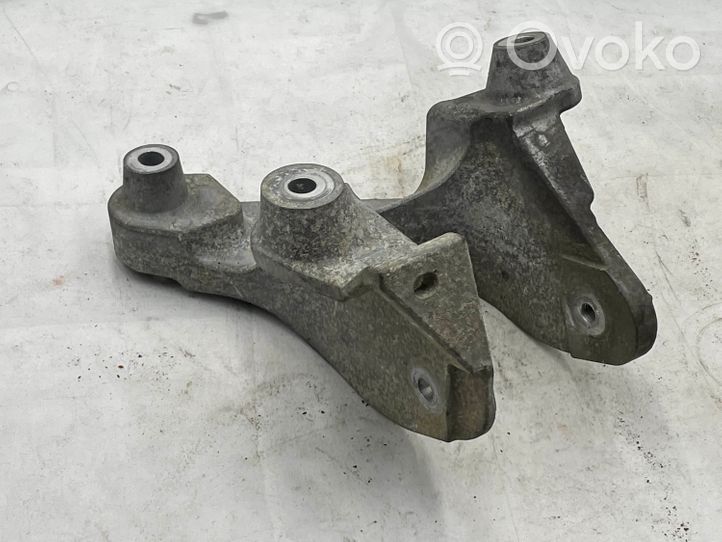 Dodge Grand Caravan Engine mount bracket 04809939AF