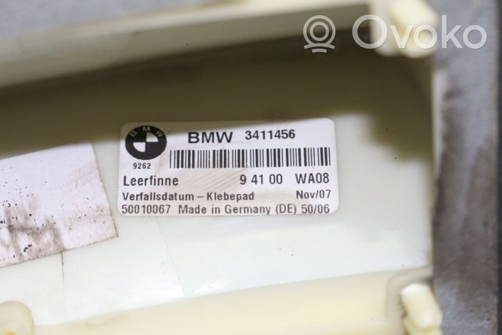 BMW X3 E83 Osłona anteny dachowej GPS 3411456