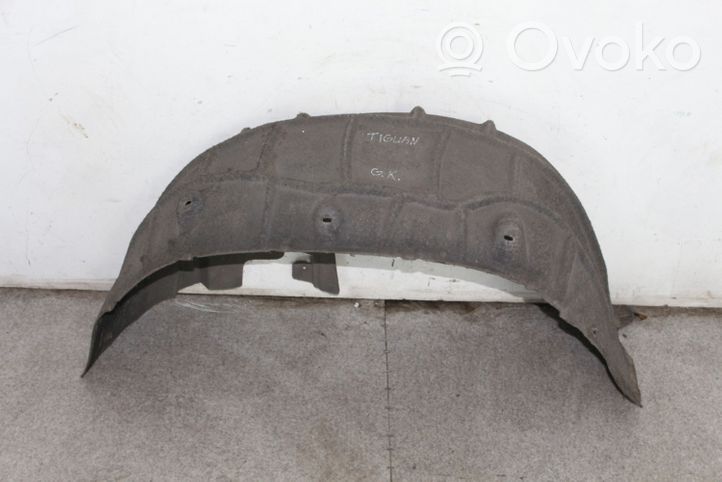 Volkswagen Tiguan Revestimientos de la aleta guardabarros antisalpicaduras trasera 5N0810971