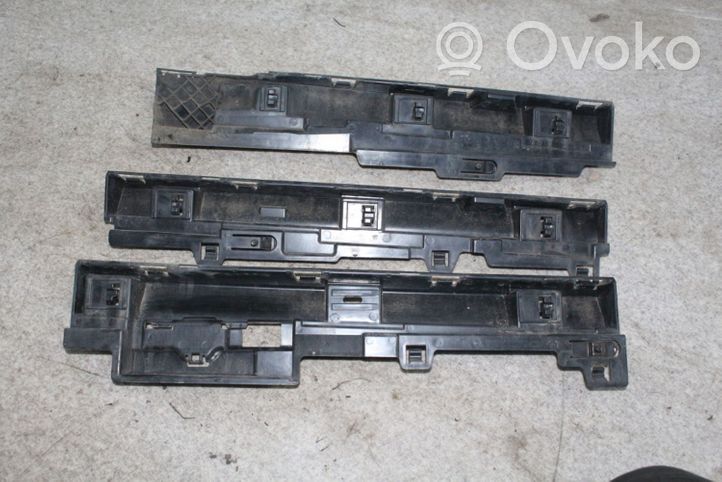 BMW 3 F30 F35 F31 Support, marche-pieds 7256919