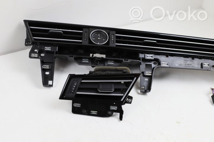 Volkswagen Passat Alltrack Dash center air vent grill 3G1858416F