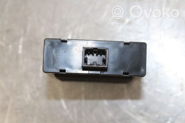 Volkswagen Eos Boîtier module alarme 1Q0951172A