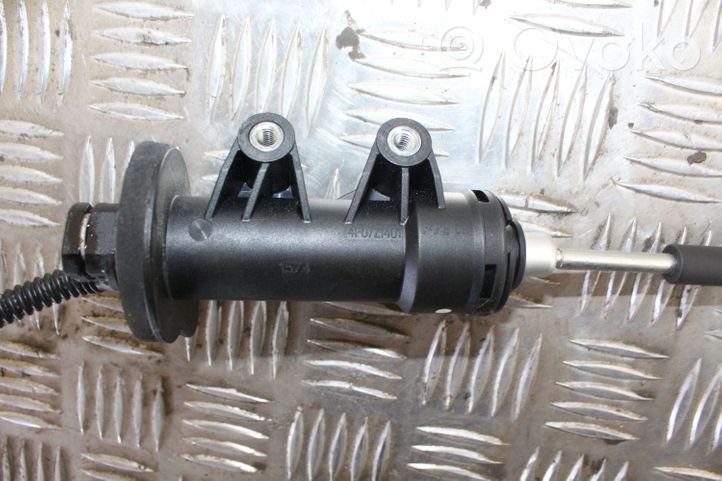 Audi A6 S6 C6 4F Pagrindinis sankabos cilindriukas 4F0721401